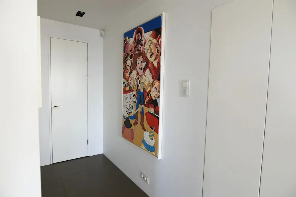 Ocean View Luxury Penthouse full of art