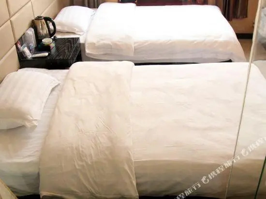 Yongning Binhe Mingzhu Business Hotel