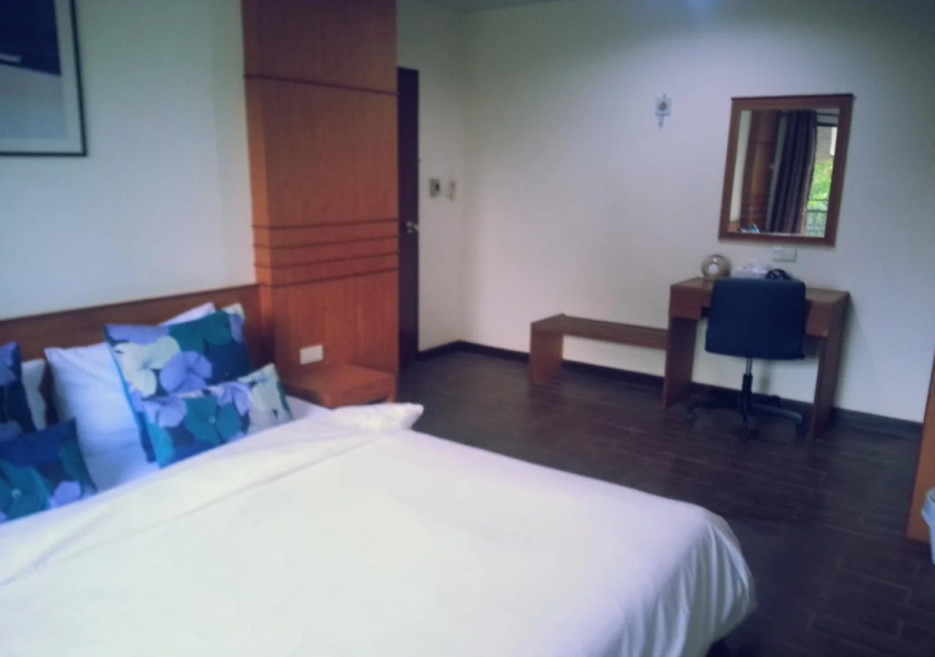 Boat Lodge Resort