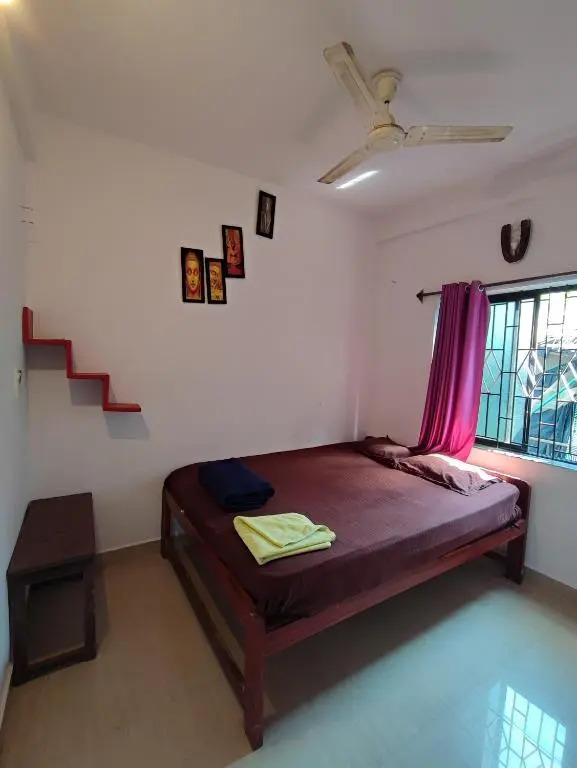Moksha cafe rooms arambol beach