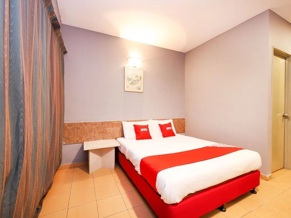 OYO 89676 Hotel 22