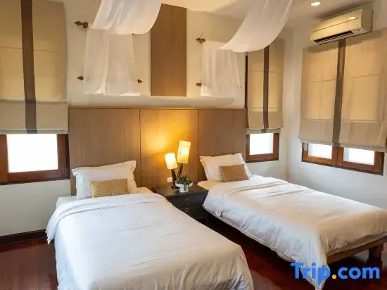 Premium Villa Baan Kinlom Chomlay