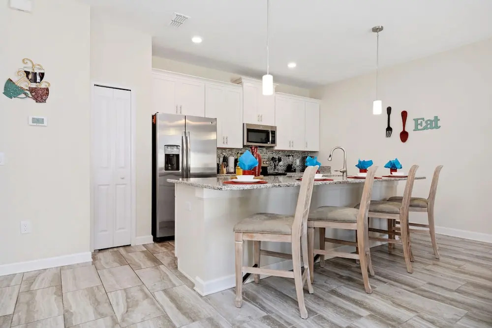 Storey Lake 4 Bedrooms near Disney Orlando FL 3079