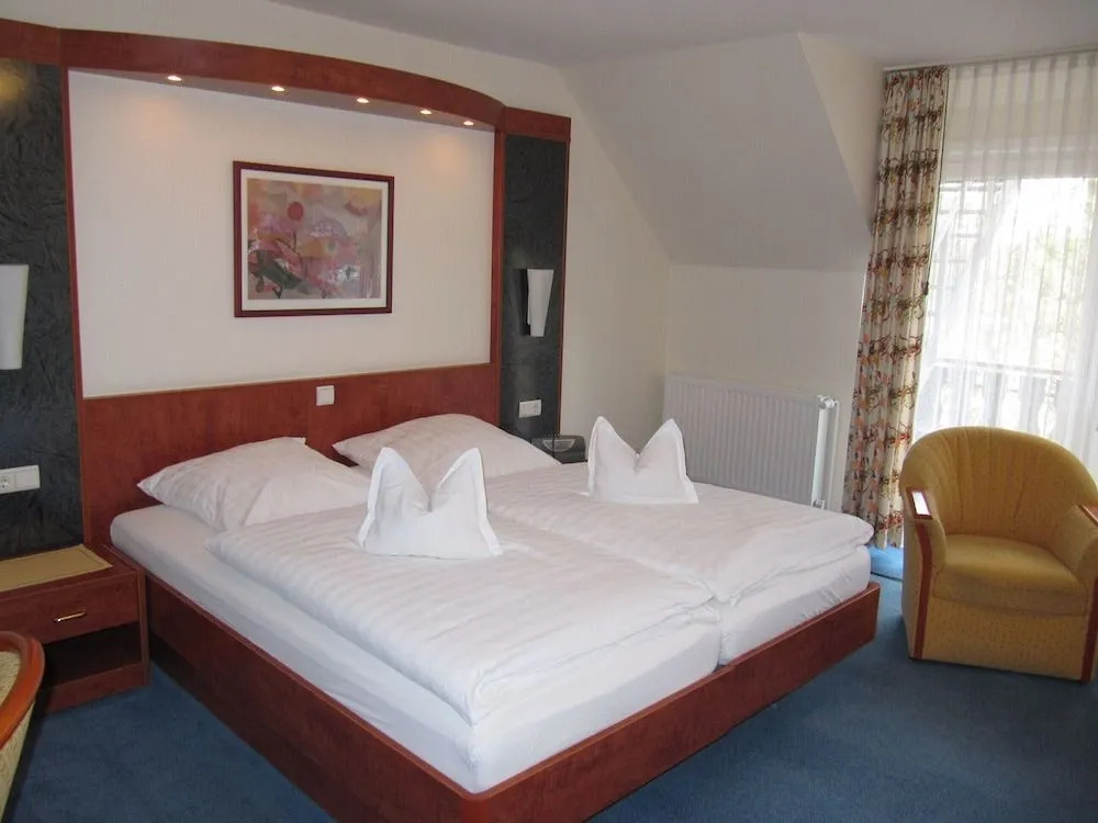 Hotel Pension Marie-Luise, Hotel garni,Therme plus