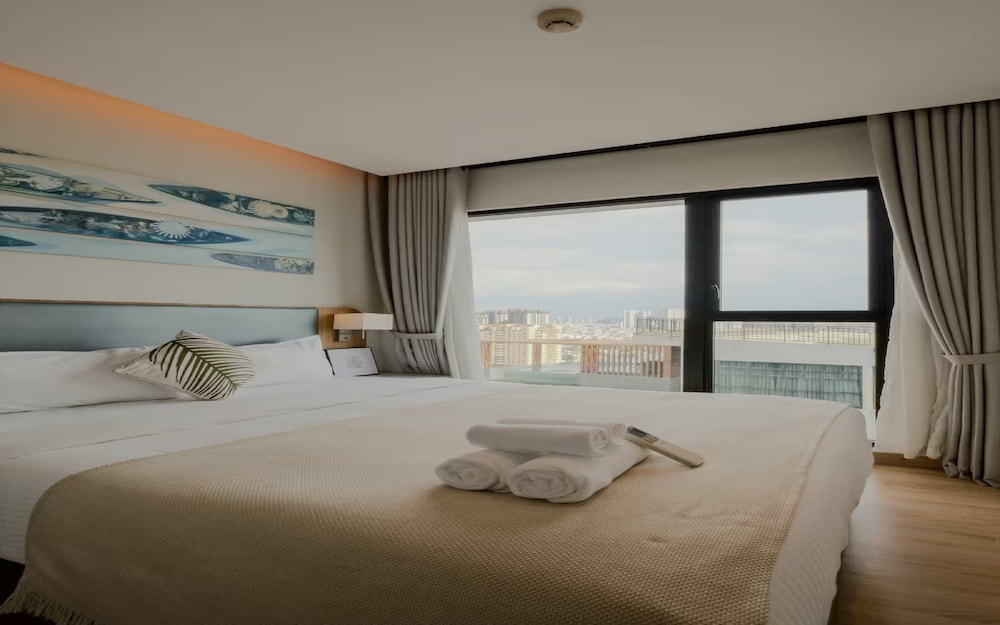 Sunny Zenity Residence Downtown