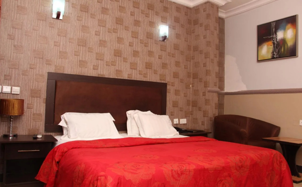 Trafford Hotel