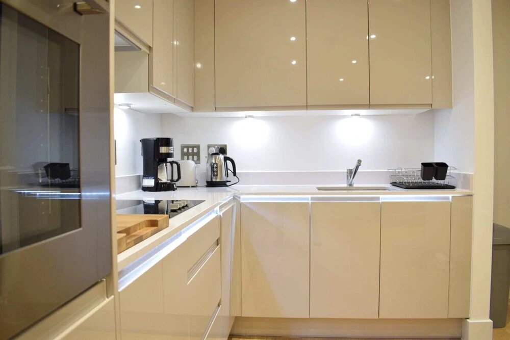 2 Bedroom Flat in Park Royal