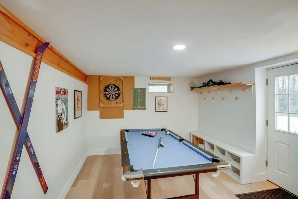5 Mi to Mt Snow: Secluded Family Home w/ Game Area