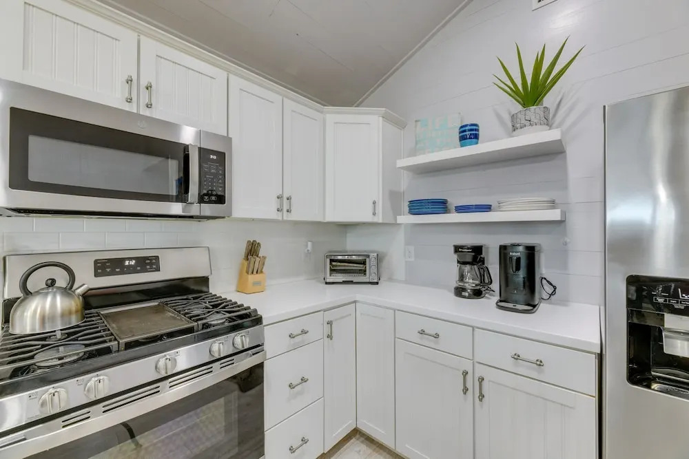 Private Pool & Furnished Deck: Port Aransas Home!