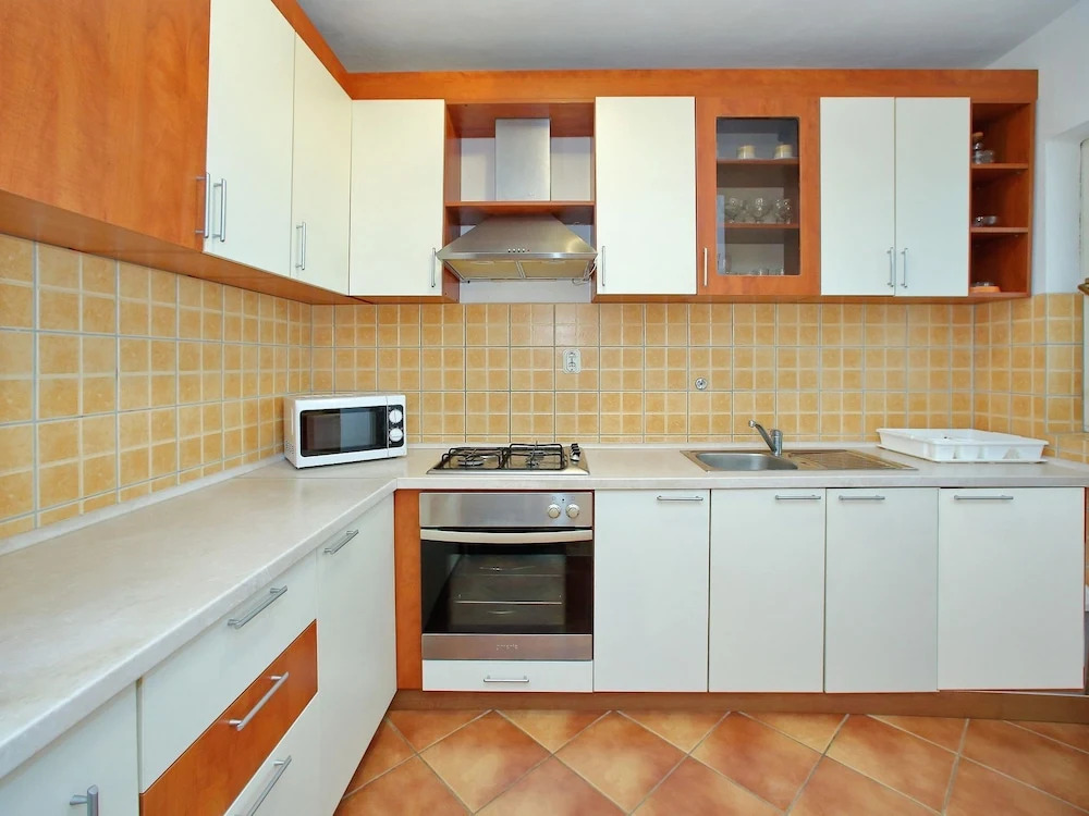 Spasious Two Storey Holiday Home With Great Sea View Terrace 300M From The Sea