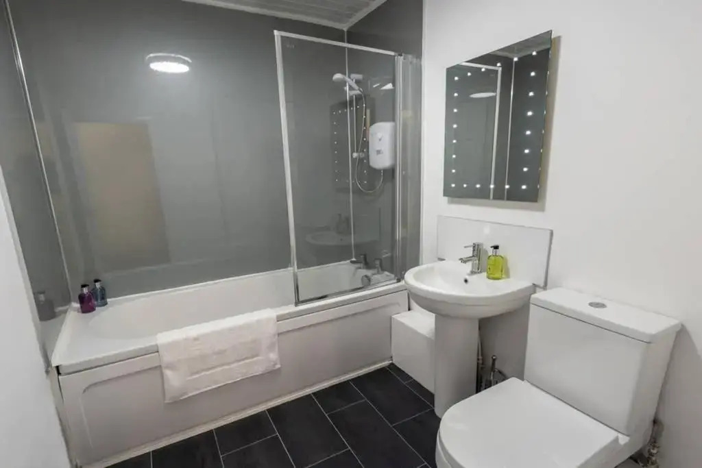 ☆Modern Flat, Close to University and City Centre☆