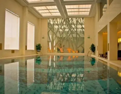 Hentique Huijin Resort Hotel
