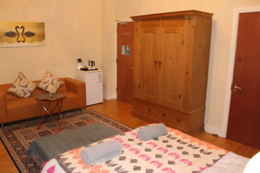 House close to kings cross