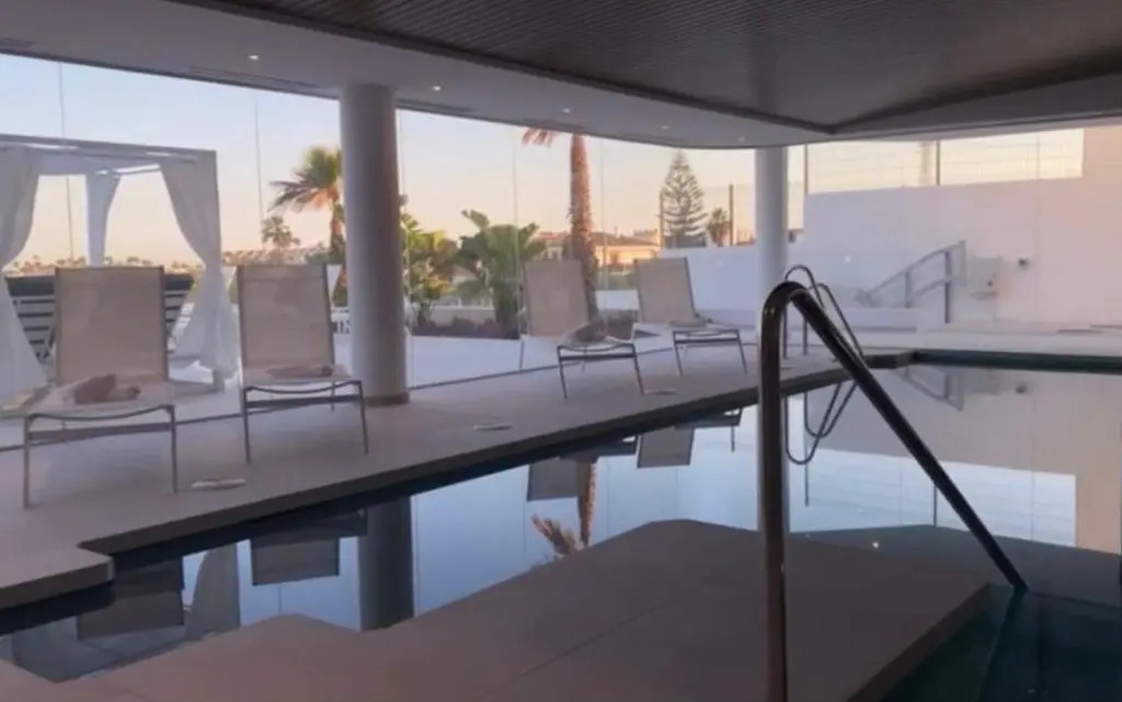 The View Luxury Vacation Penthouse 1