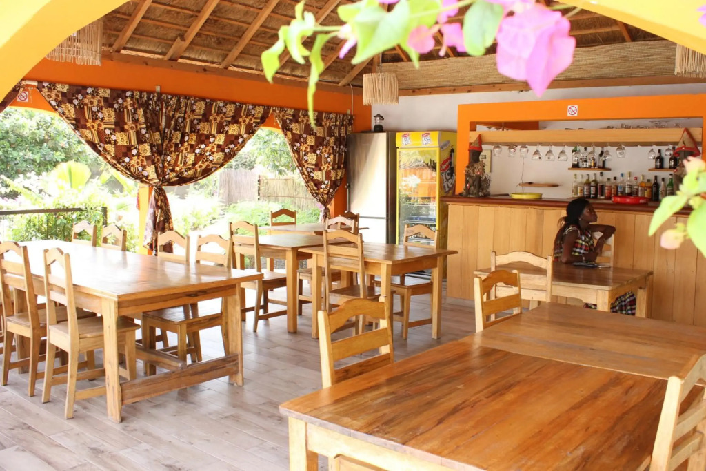 B & B Mariamacounda