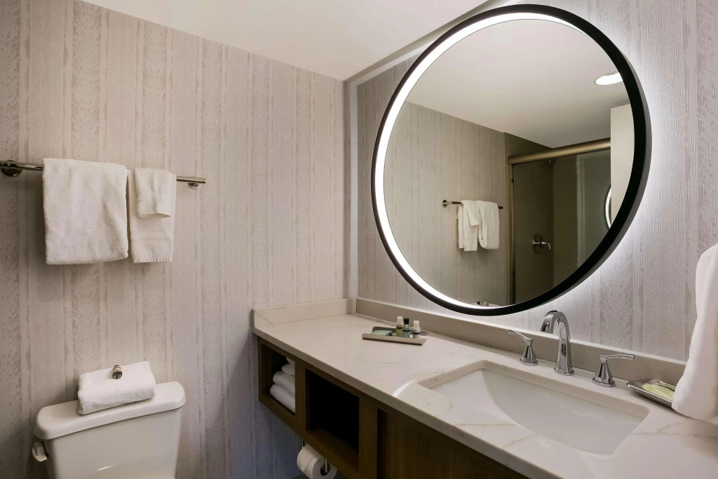 Best Western Premier the Central Hotel & Conference Center