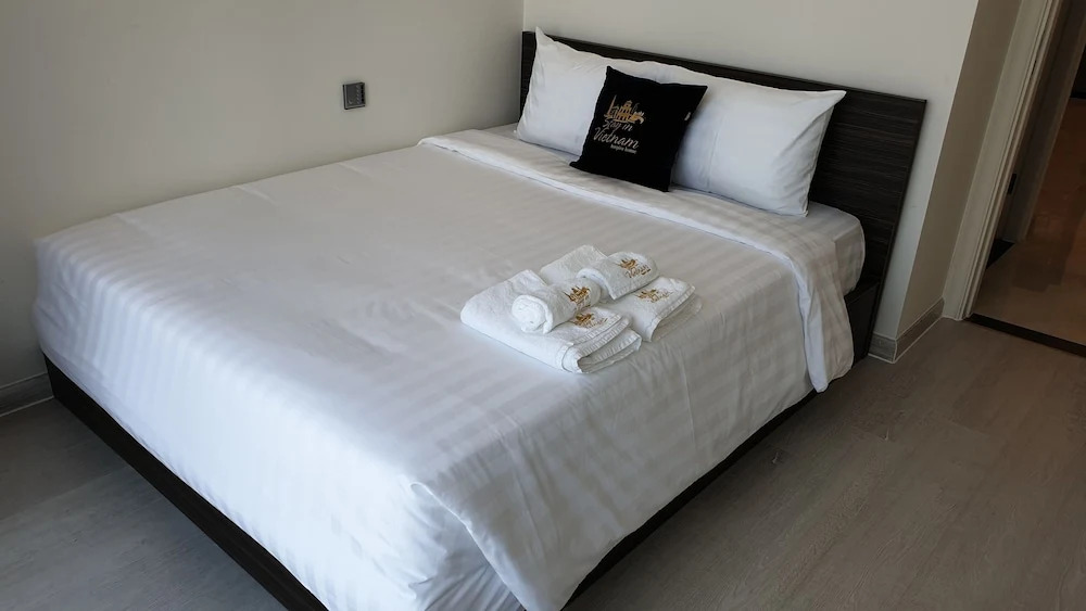 Stay In Vietnam Vinhomes Golden River