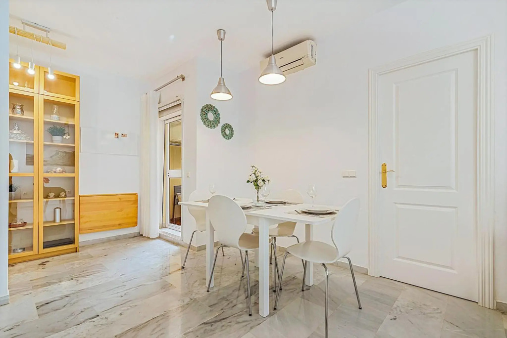 Apartamento con patio a 1 minuto de la playa