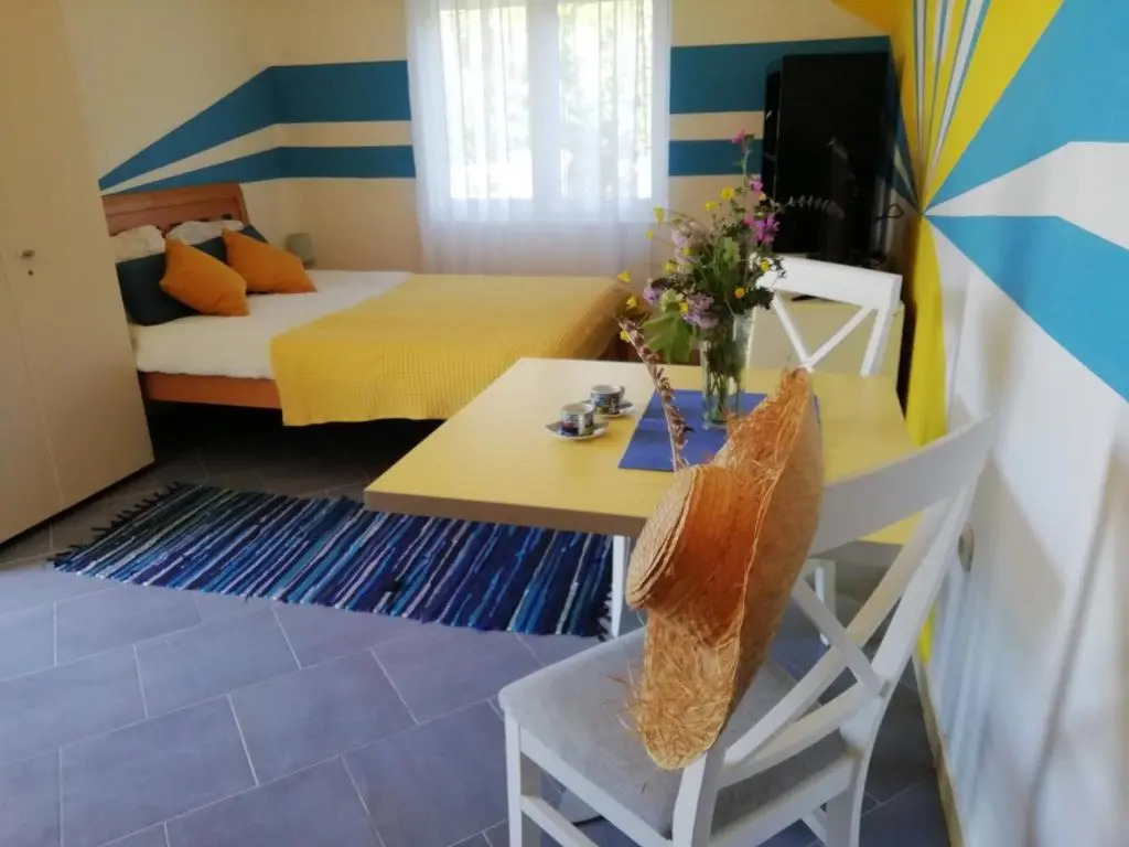 Mirta Apartments Family Farm