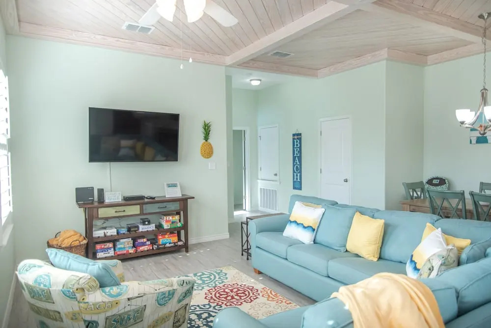 Beach Life 4 Bedrooms 4.5 Bathrooms Townhouse