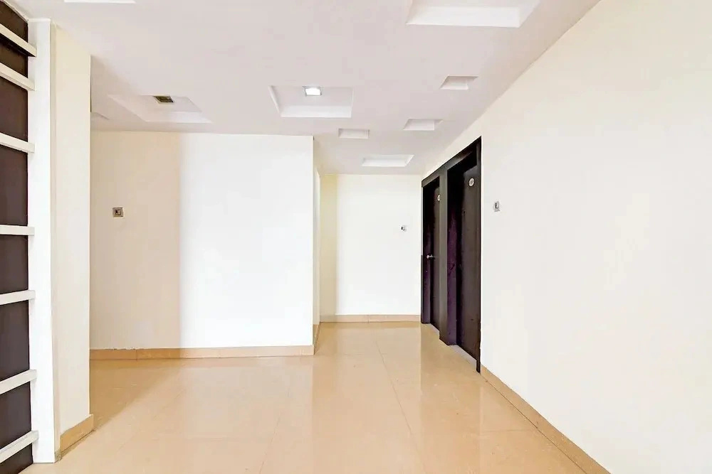 Fabhotel Park Street Inn