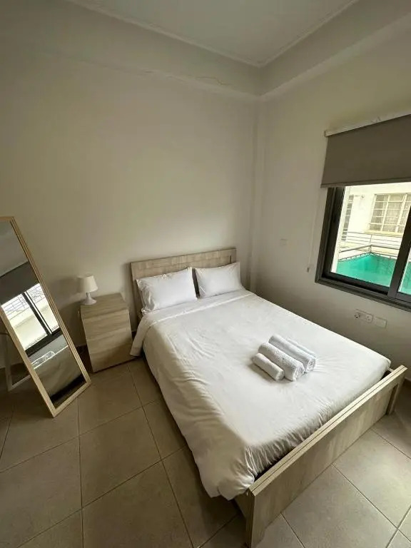 Modern city center studio saripolou