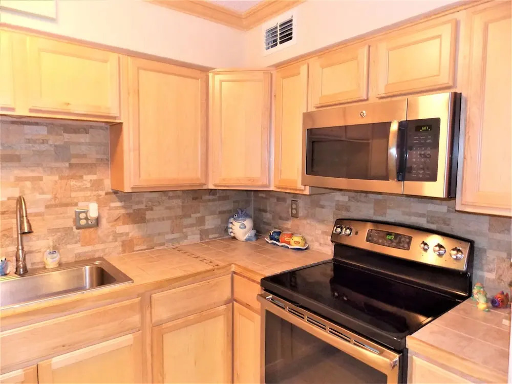 Seaside 2 Bedroom Apts