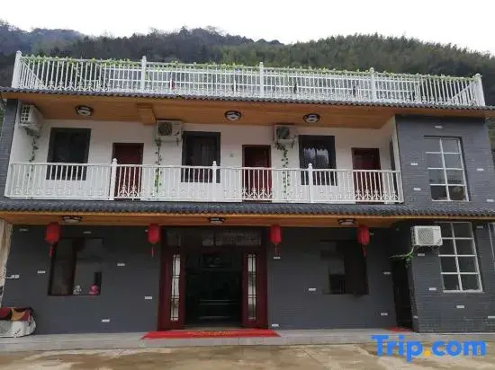 Yuxian Yuzhu Mountain Villa