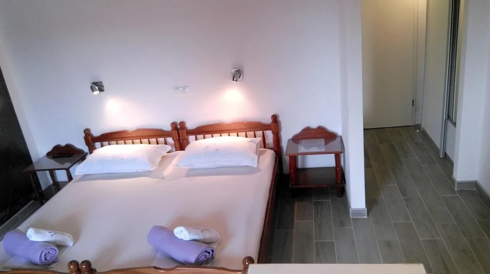 Studio in Sumartin, With Wonderful sea View, Furnished Balcony and Wif