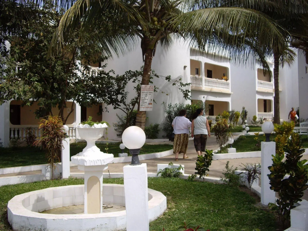 Mansea Beach Hotel