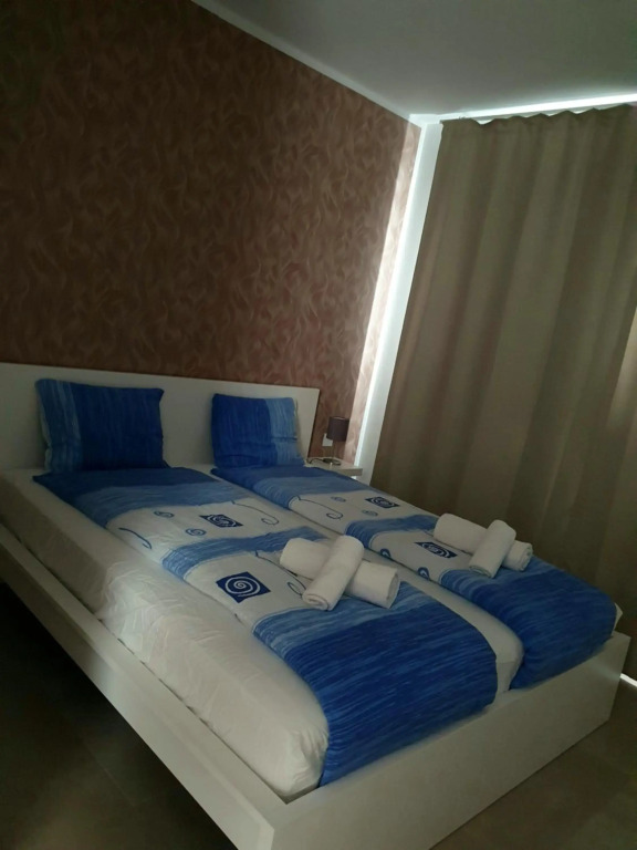 Luxury beachfront apartment with pool, sauna, fitness and gym in province Malaga, Andalusia