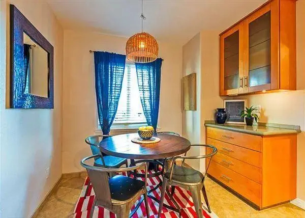 Three Bedroom Poolside in Pacific Beach