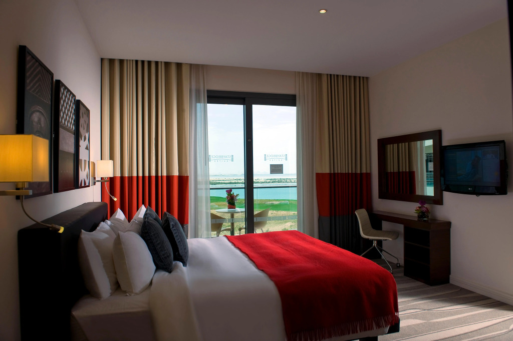 Отель Staybridge Suites Abu Dhabi Yas Island by IHG