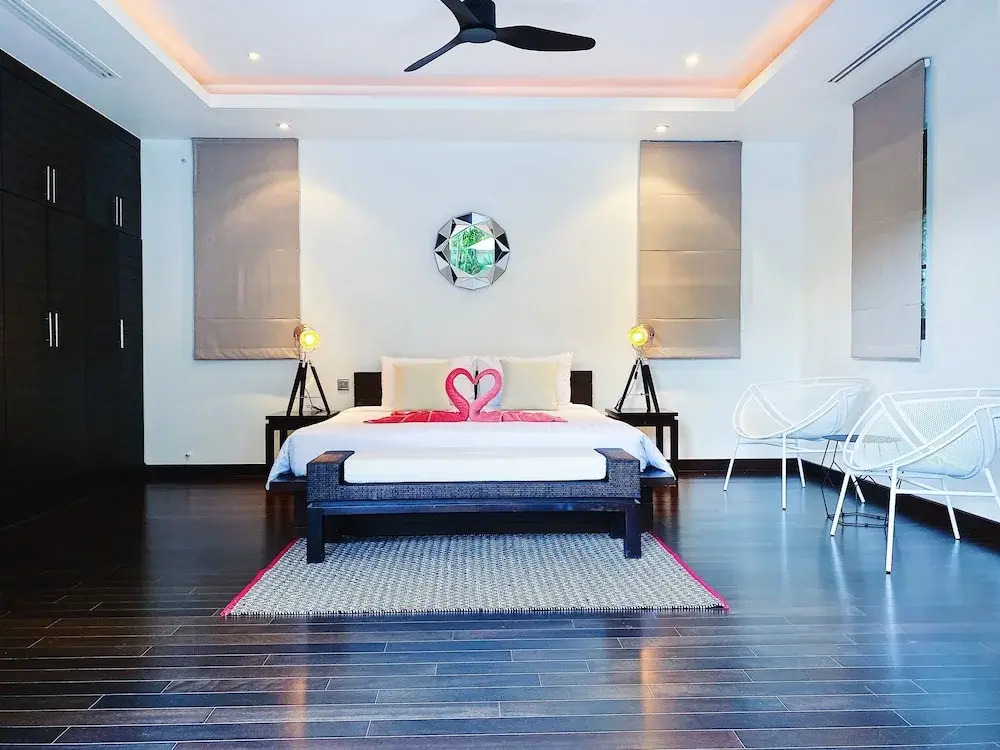 Fabulous 2br Pool Villa Walk to Bangtao Beach and Catch Club