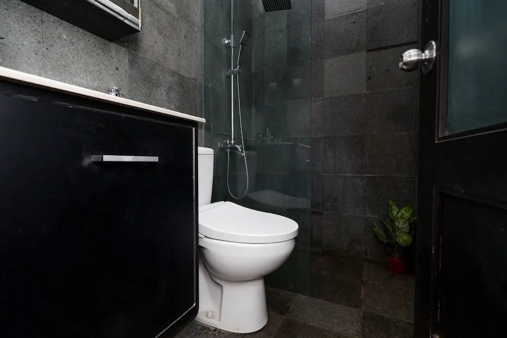 Erna's House Solo by OYO Rooms