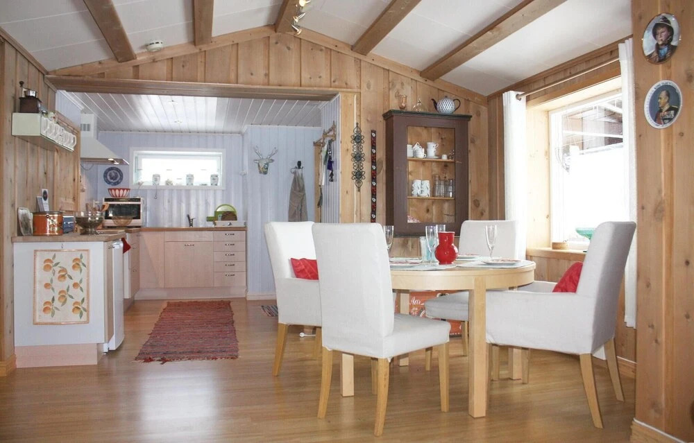 Beautiful Home In Heidal