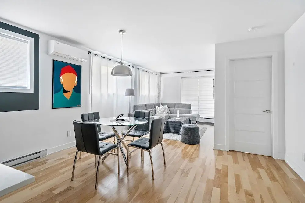 2251 Rue Lespérance