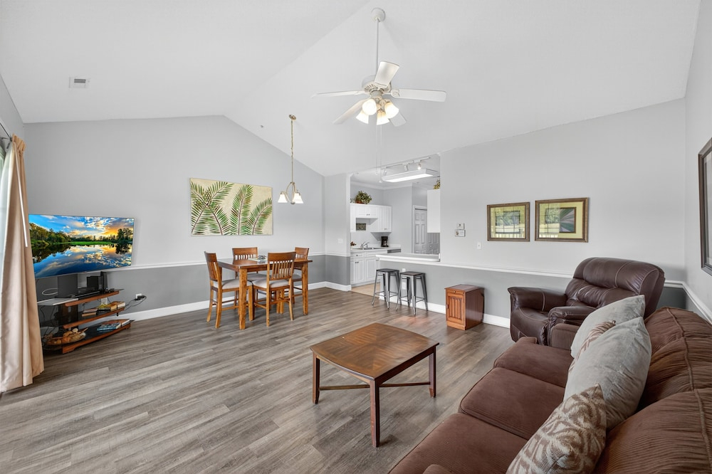 Magnolia North 4881-303