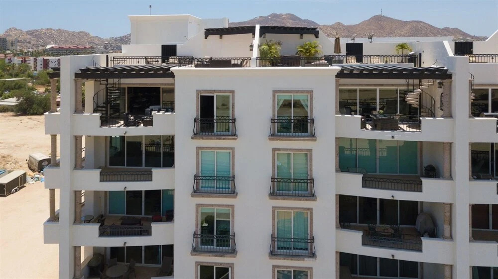The Village 601 Beautiful Penthouse With Ocean Views