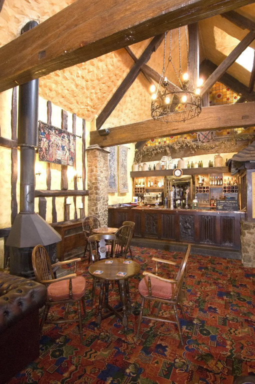 The Horseshoe Inn