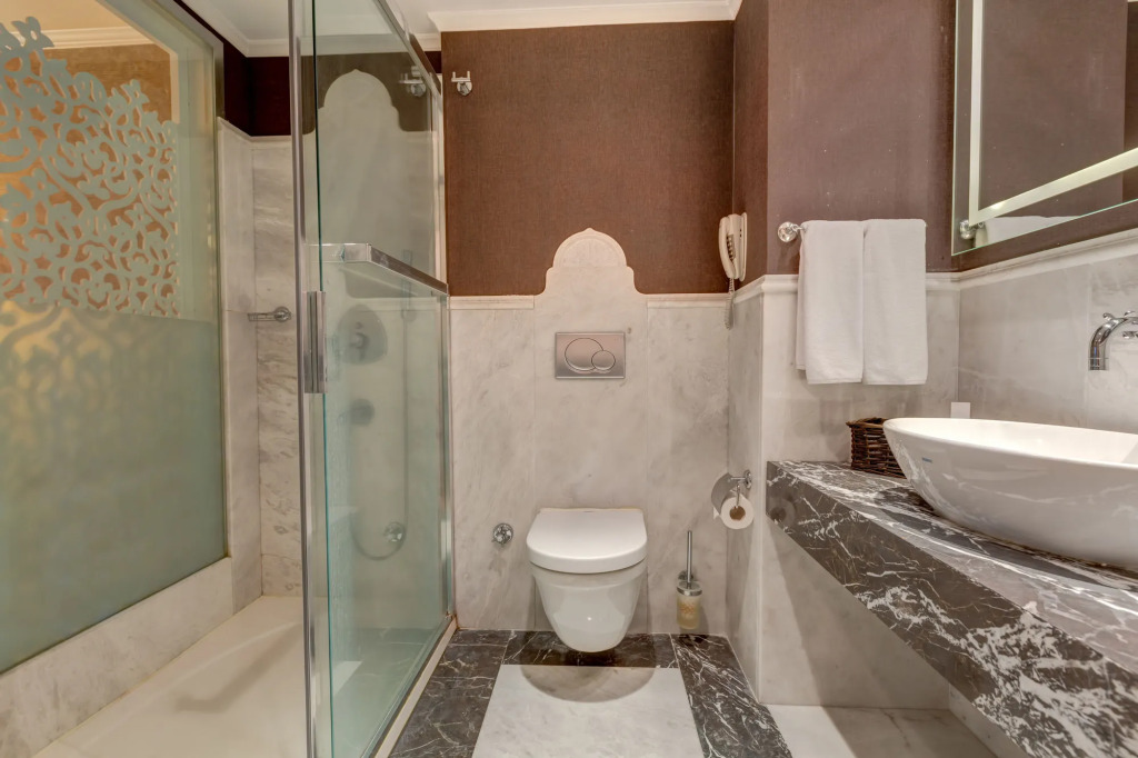 Antmare Hotel