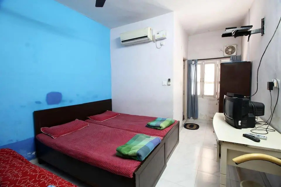 Polo Premier Guest House