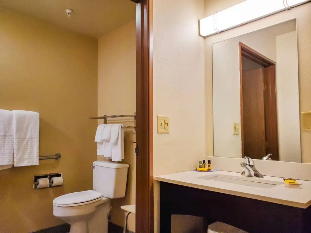 Best Western Plus Plaza Hotel