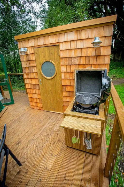Pet-friendly Chalet in Hoath, No Deposit