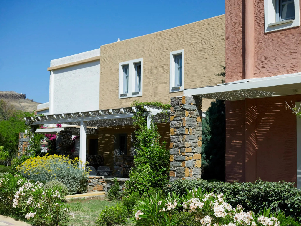 Porto Kea Suites by Sandglass