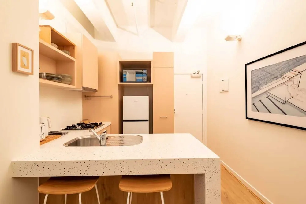 Beautiful 1 Bedroom Apartment Next to Southern Cross Station