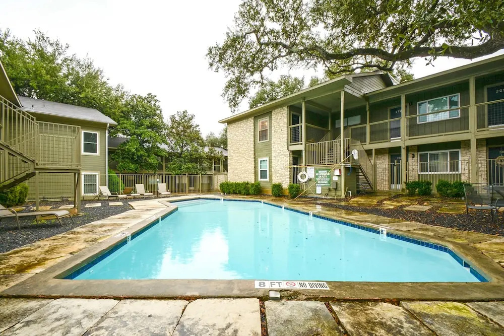 Austin Condo in Hip Travis Heights - 1 Br condo by RedAwning