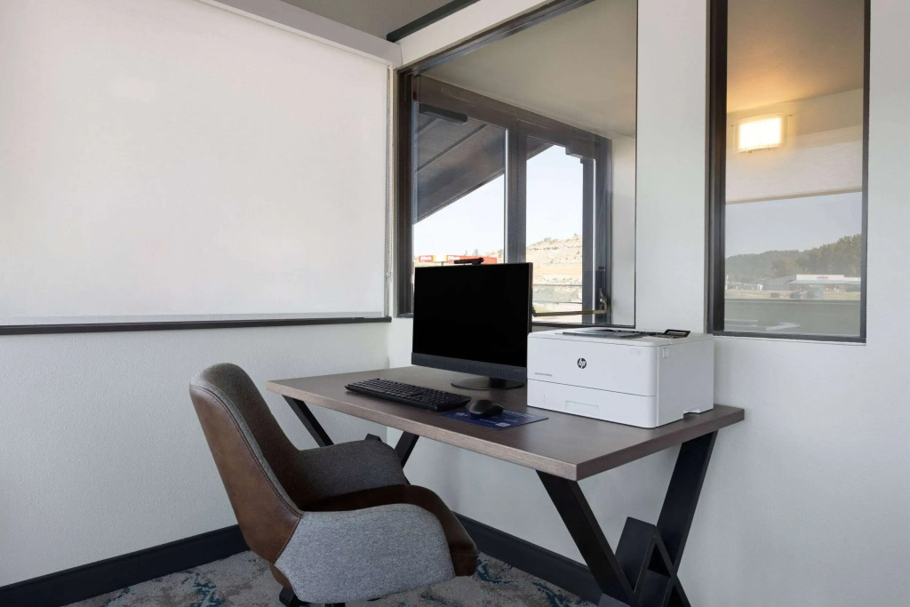 Super 8 by Wyndham Columbus