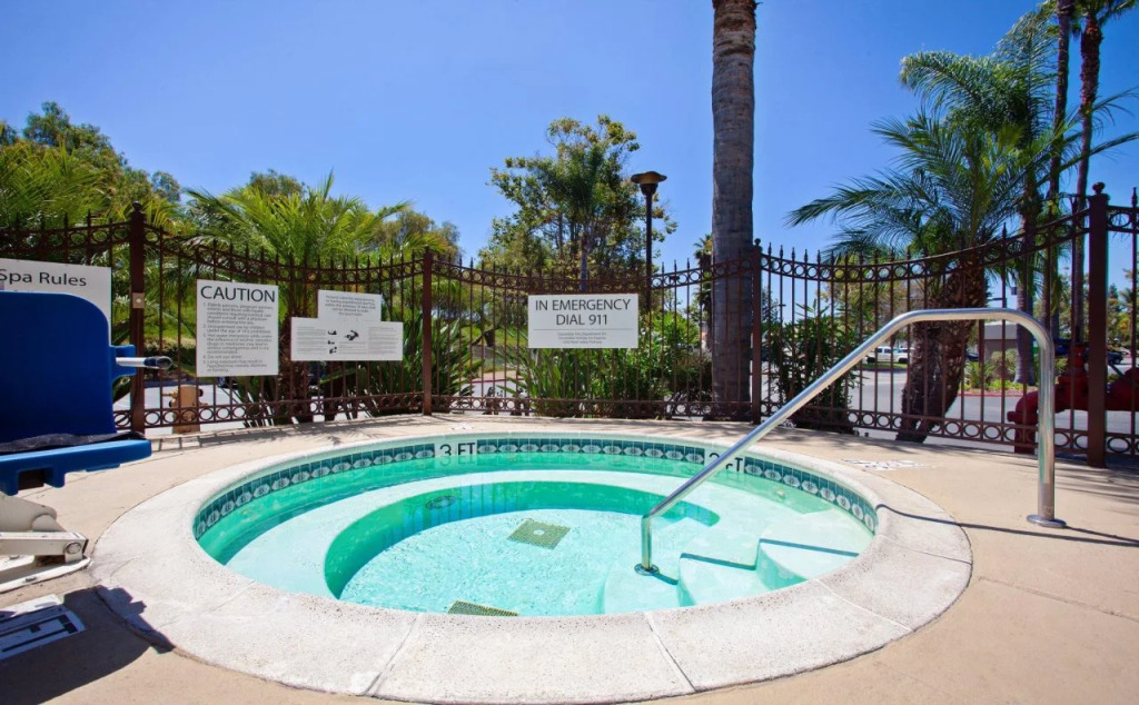 Holiday Inn Express Hotel & Suites San Diego-Escondido by IHG