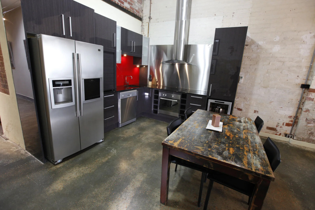 Indulge Apartments - Eighth